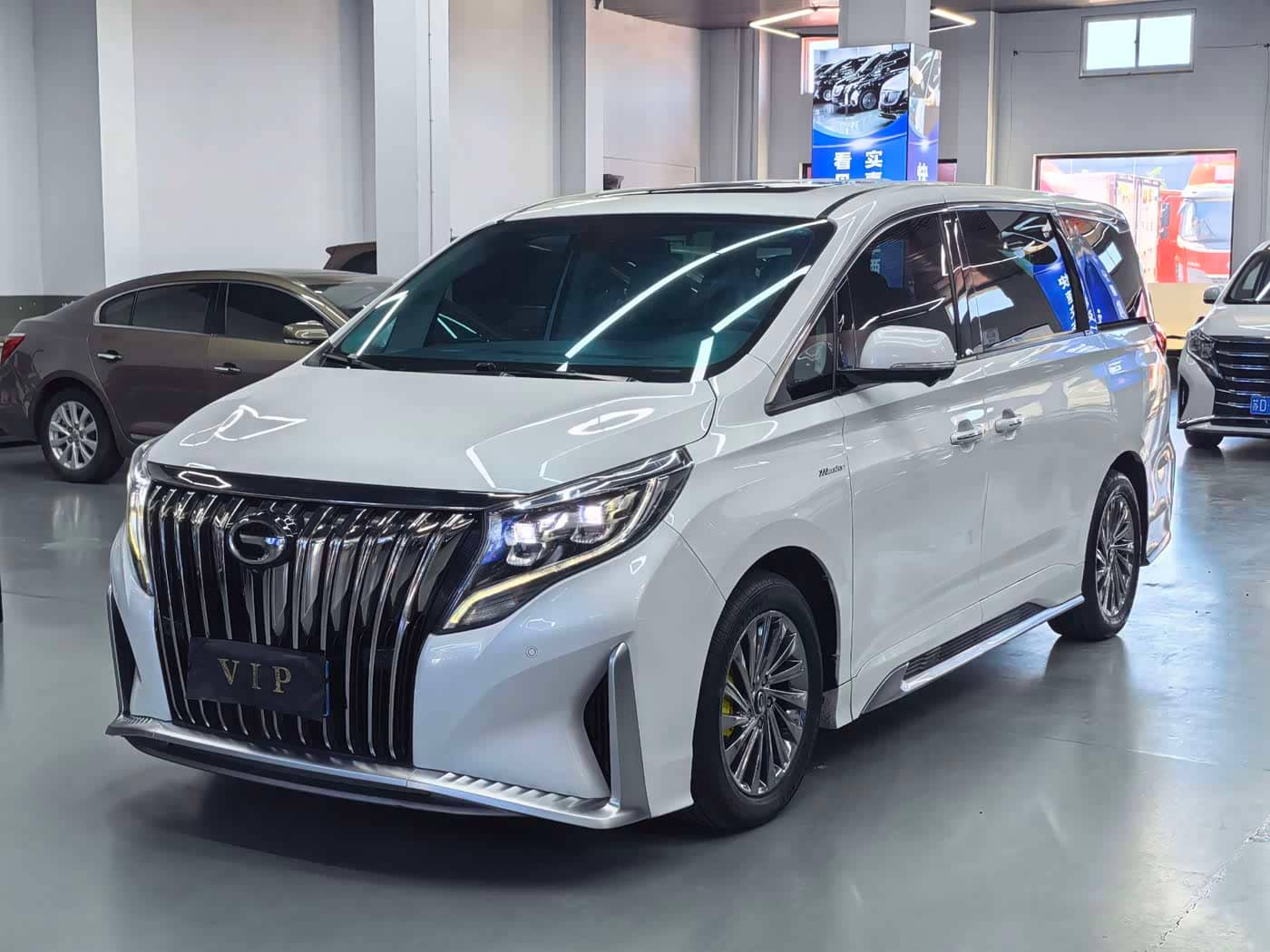 GAC Trumpchi Trumpchi M8