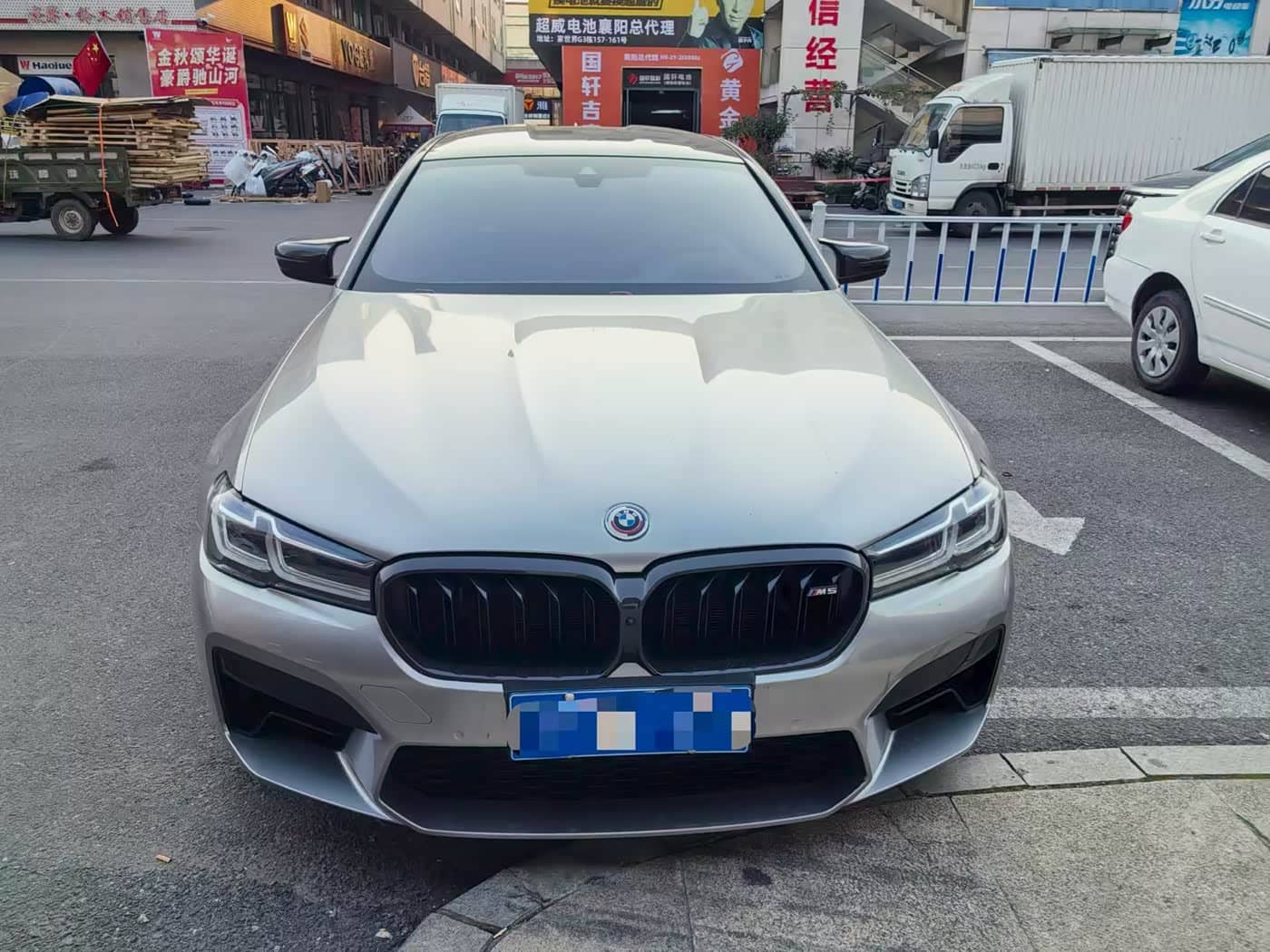 BMW M5
