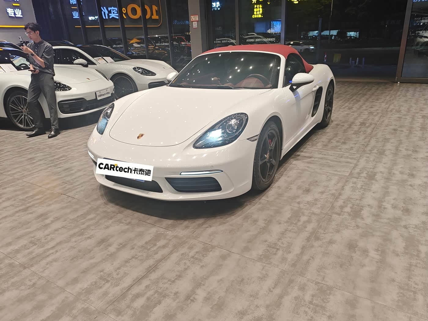 Porsche 718