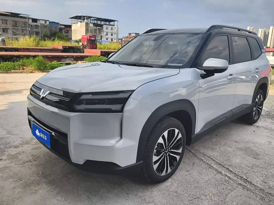 Wuling Motors Starlight 560 NEV