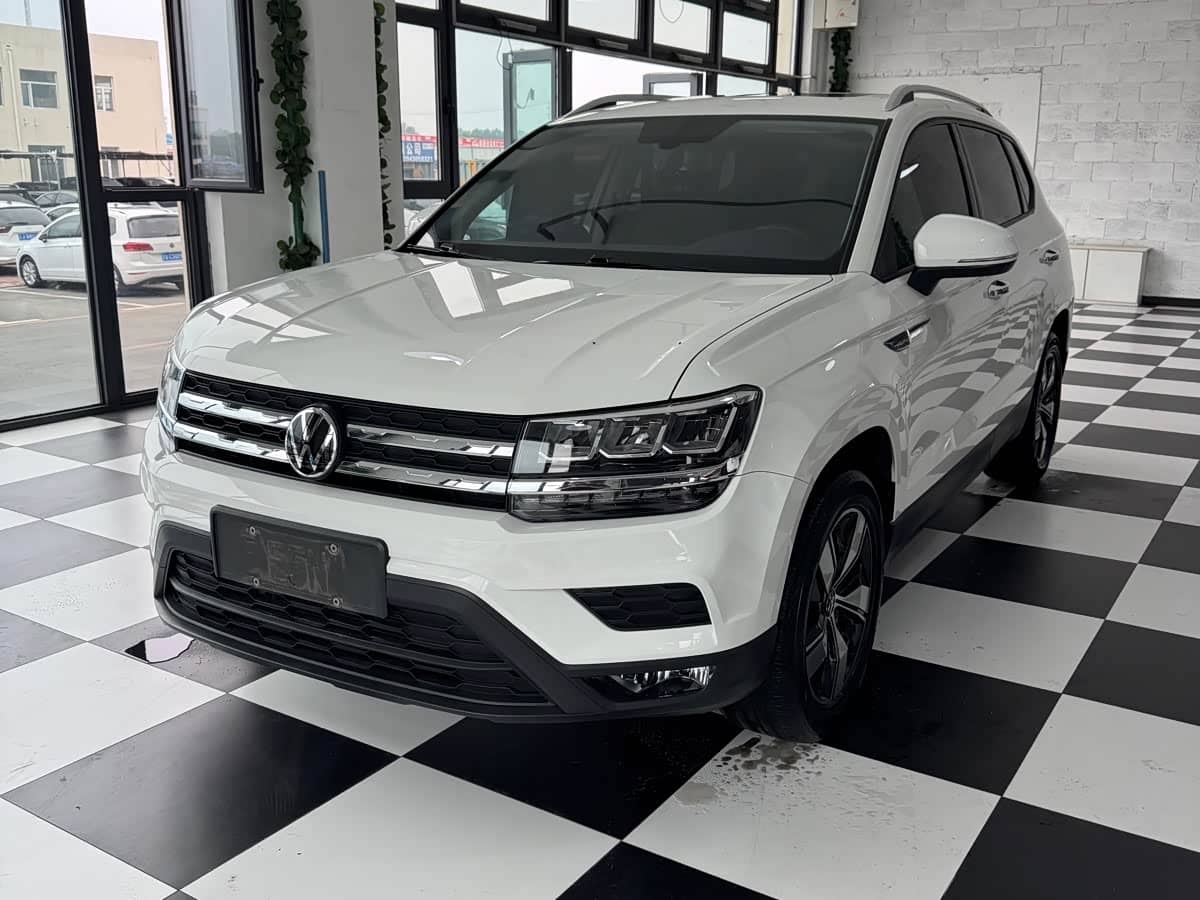 Volkswagen Tharu