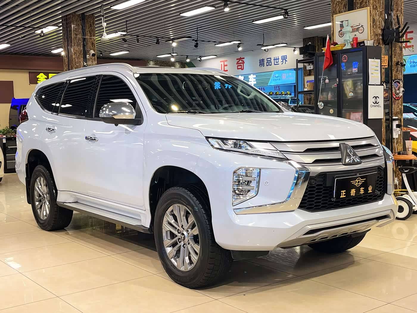 Mitsubishi Pajero Sport