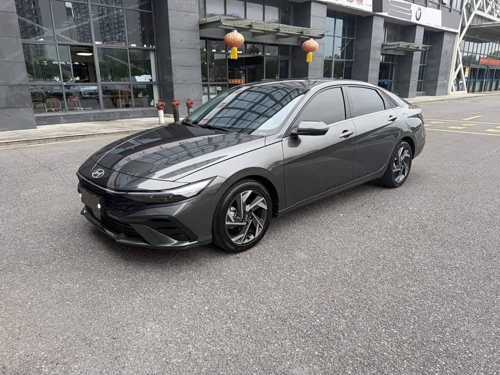 Hyundai Elantra