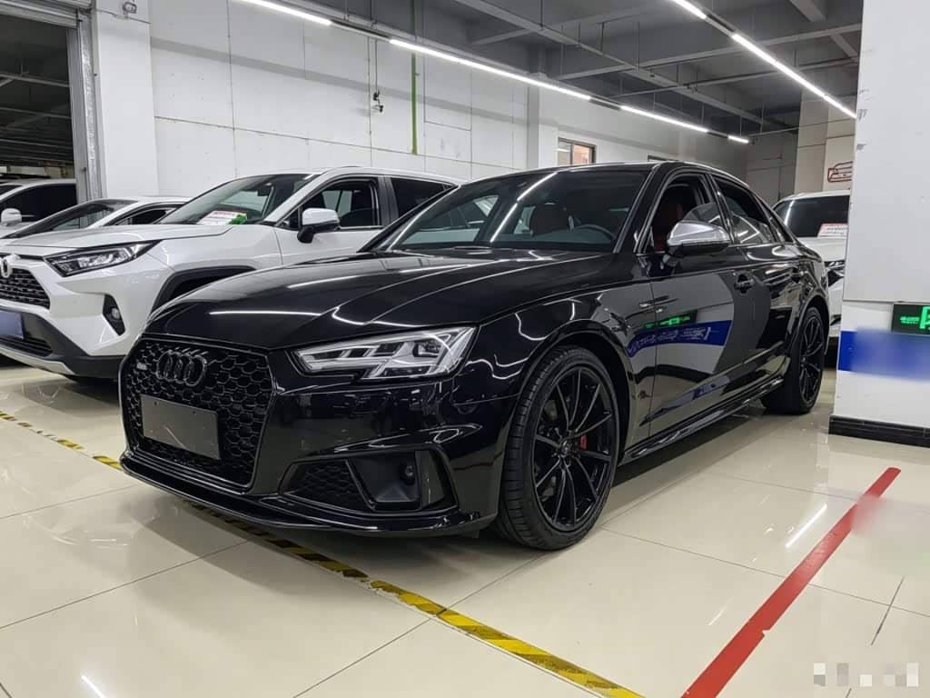 Audi S4