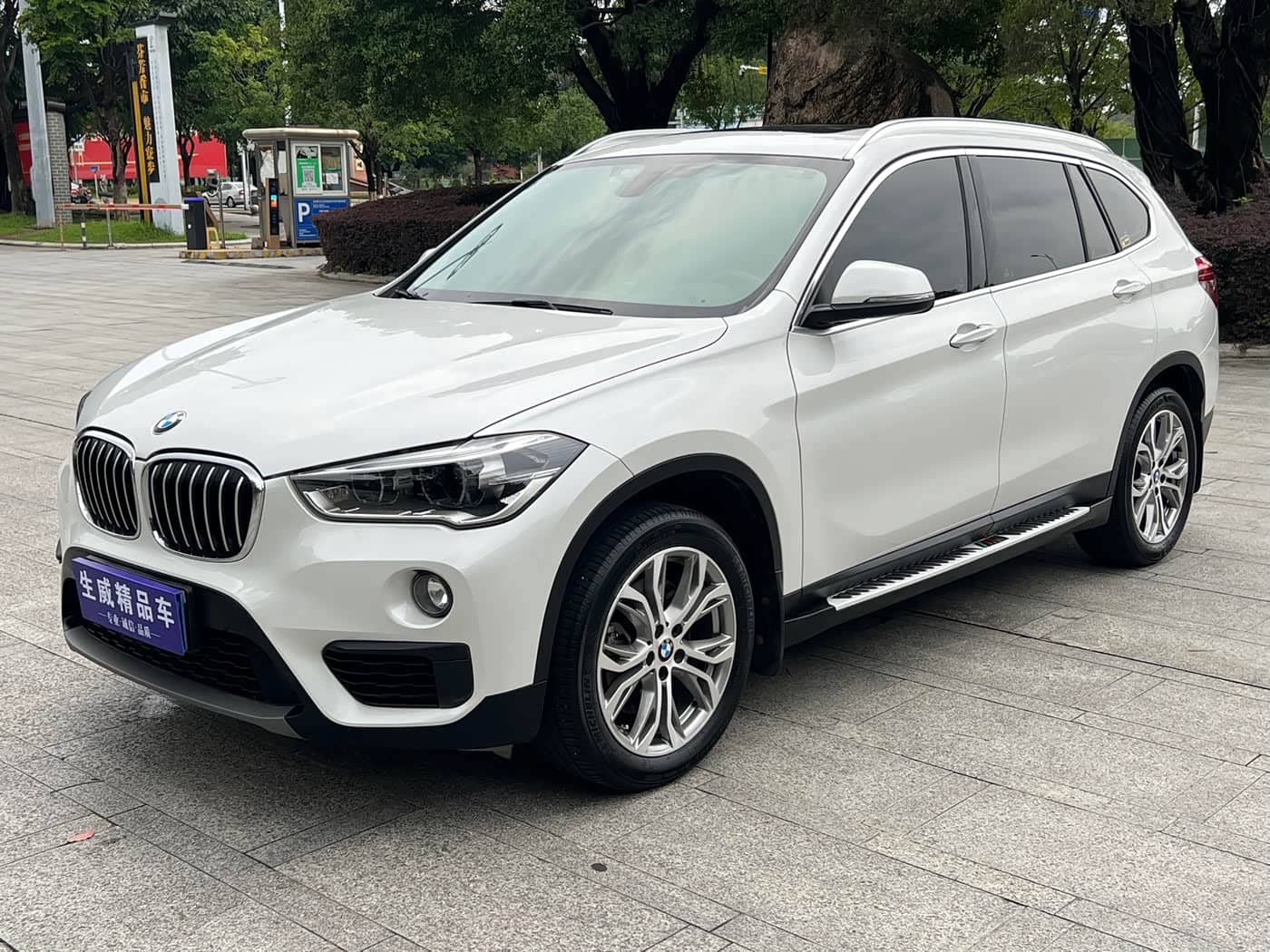 BMW X1