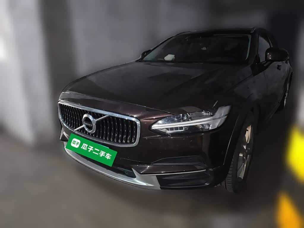 Volvo V90