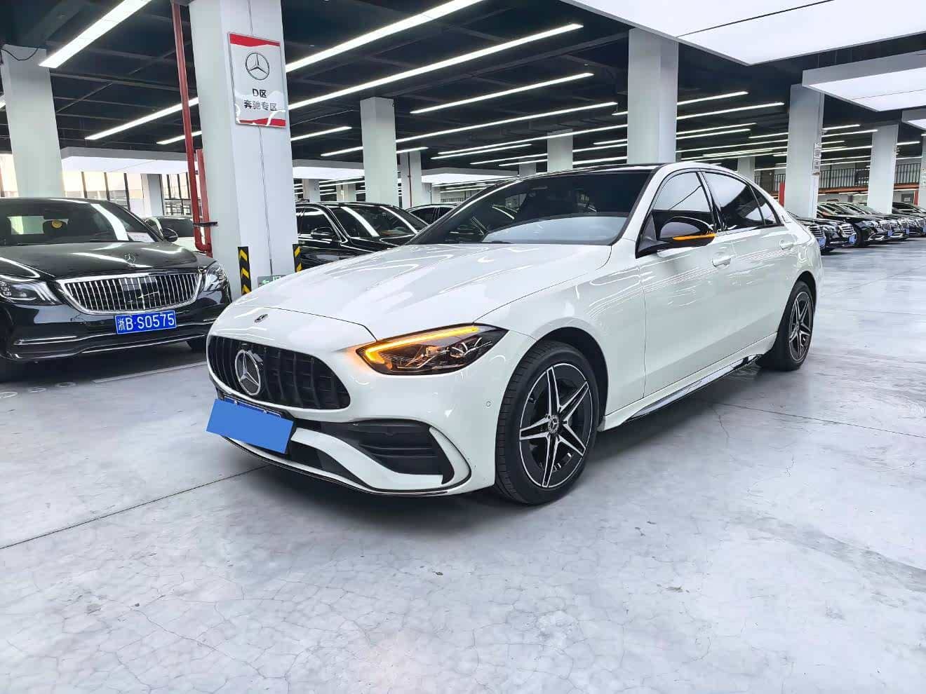 Mercedes-Benz C-Class