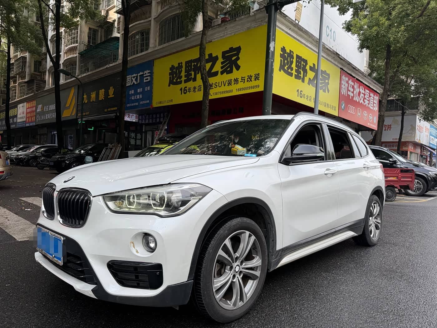 BMW X1