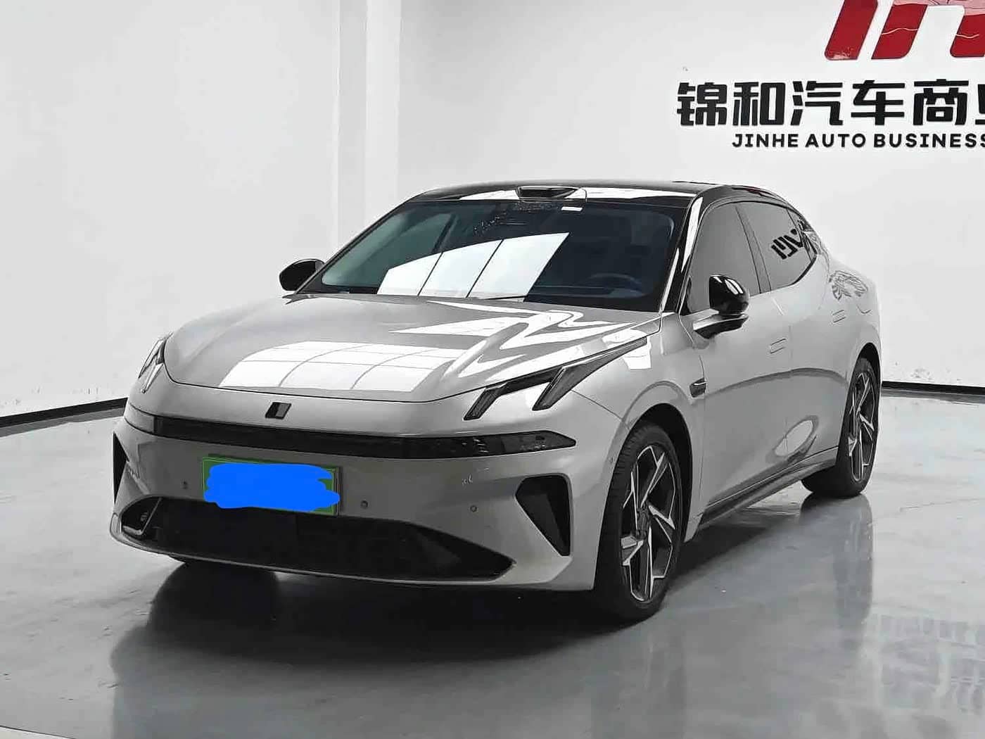 Lynk & Co 07 EM-P