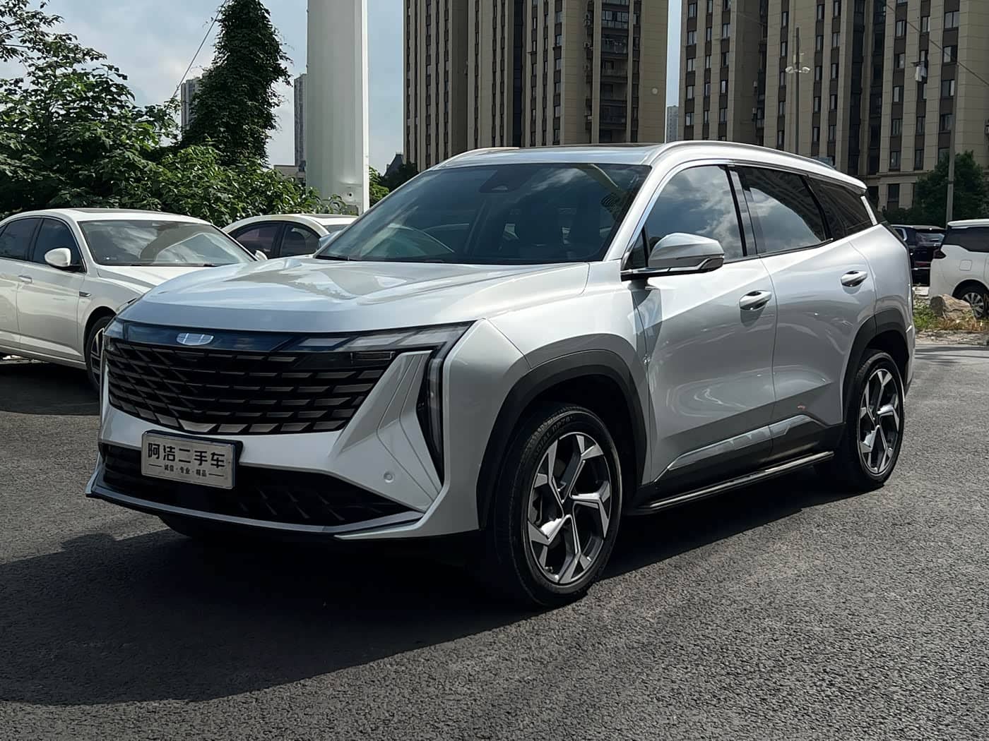 Geely Boyue L
