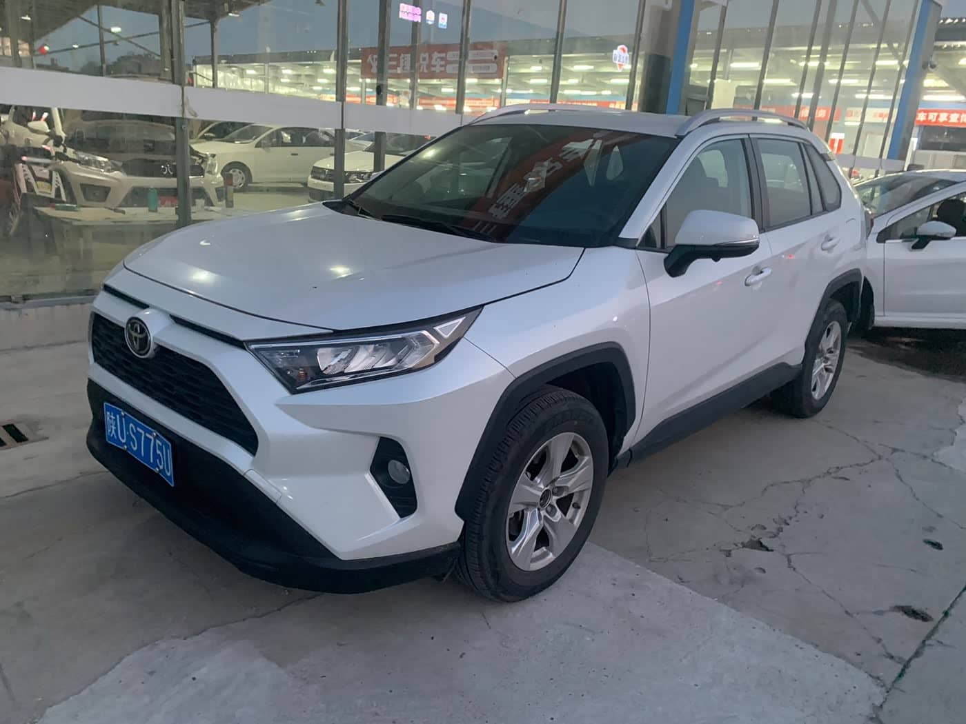 Toyota RAV4 Rongfang