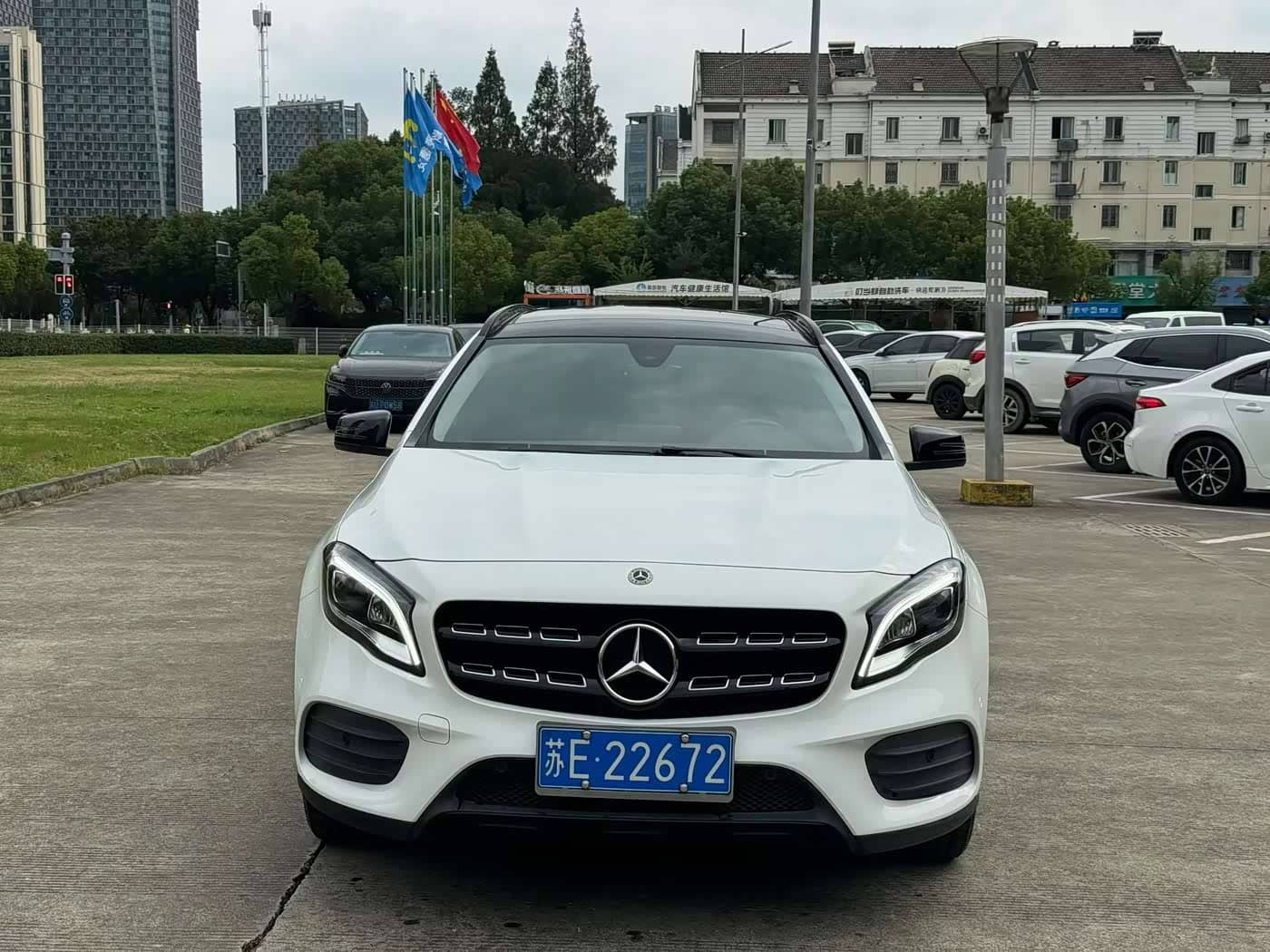 Mercedes-Benz GLA