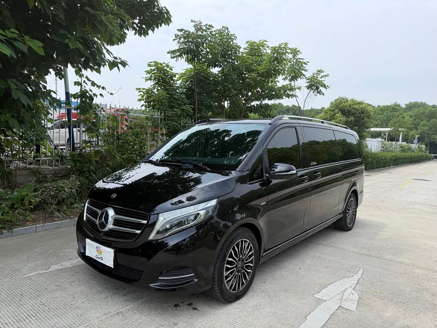 Mercedes-Benz V-Class