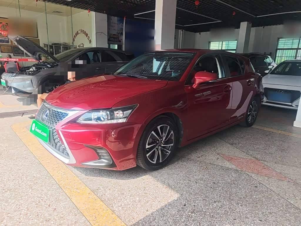 Lexus CT