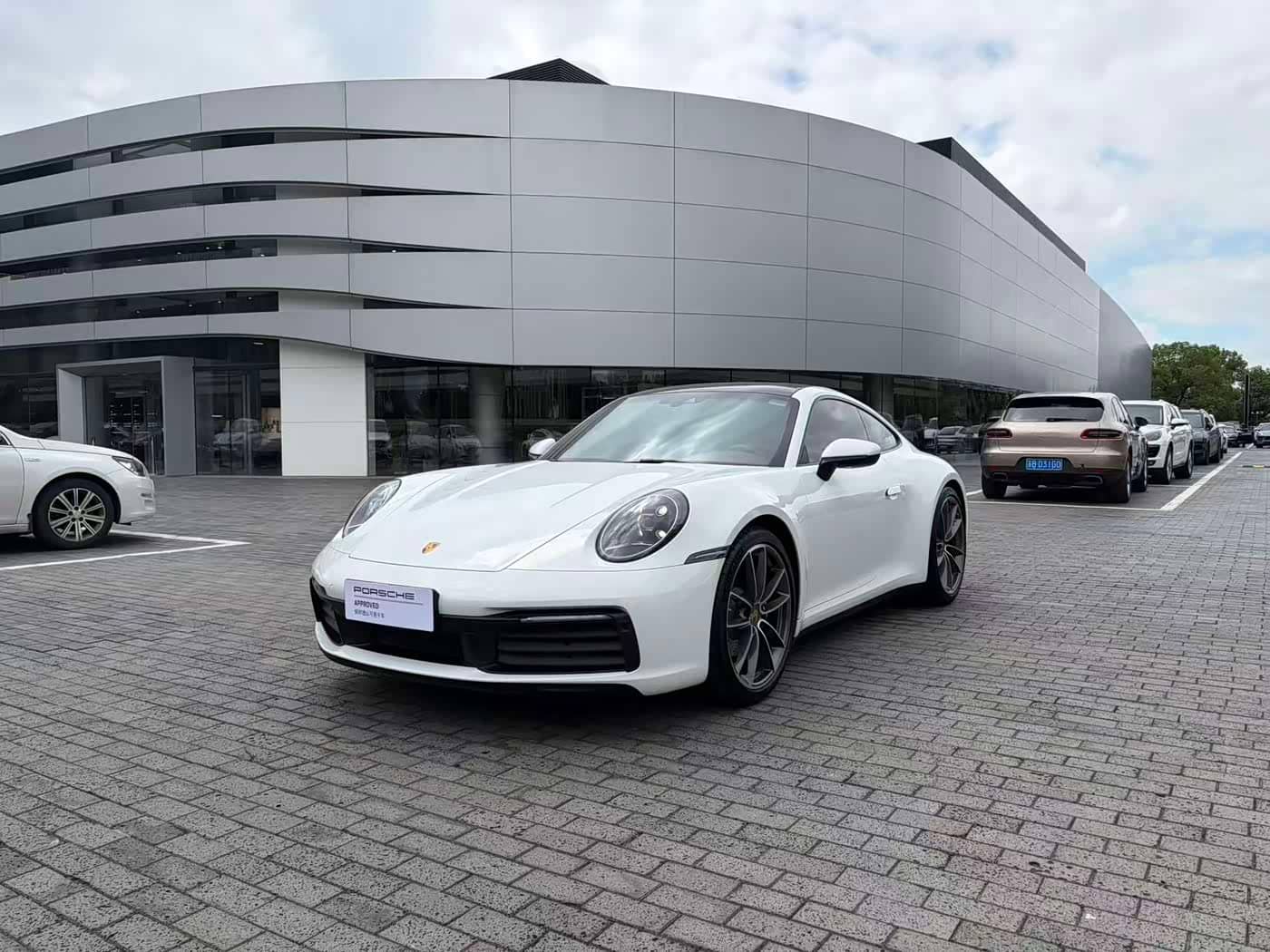 Porsche 911