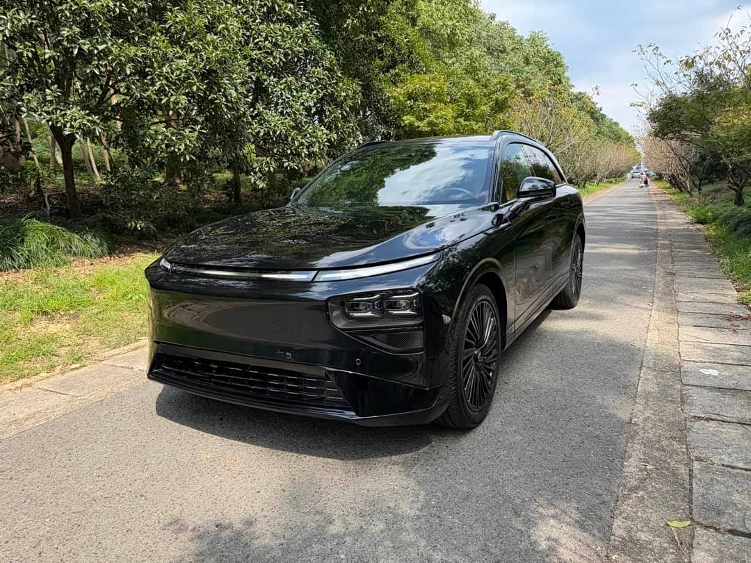 XPeng G9