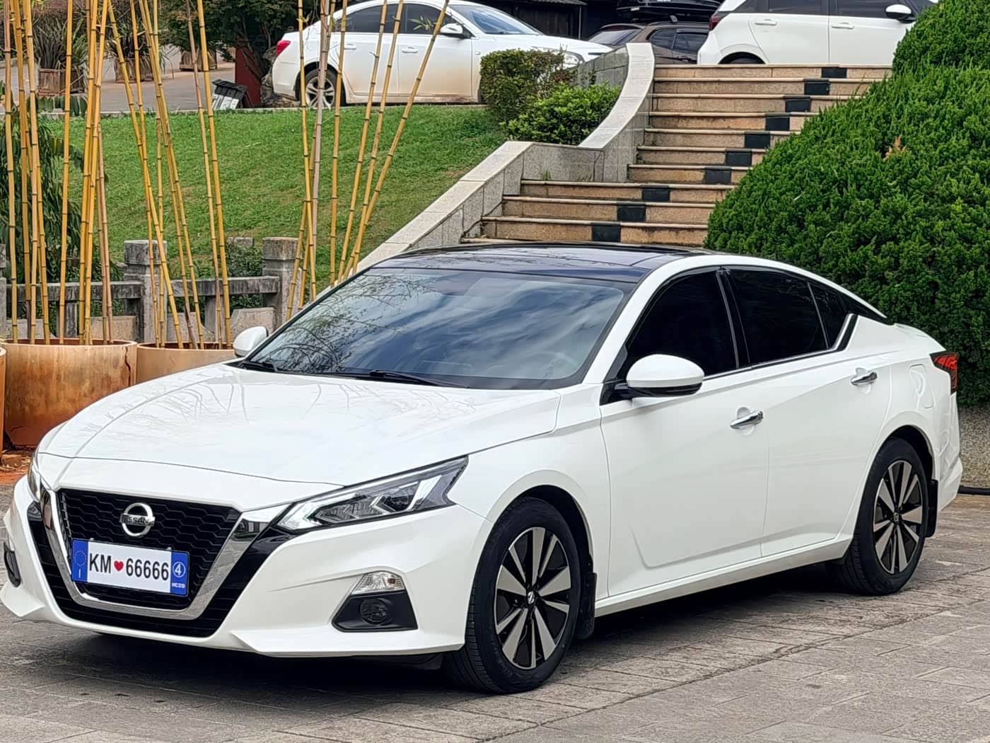 Nissan Teana