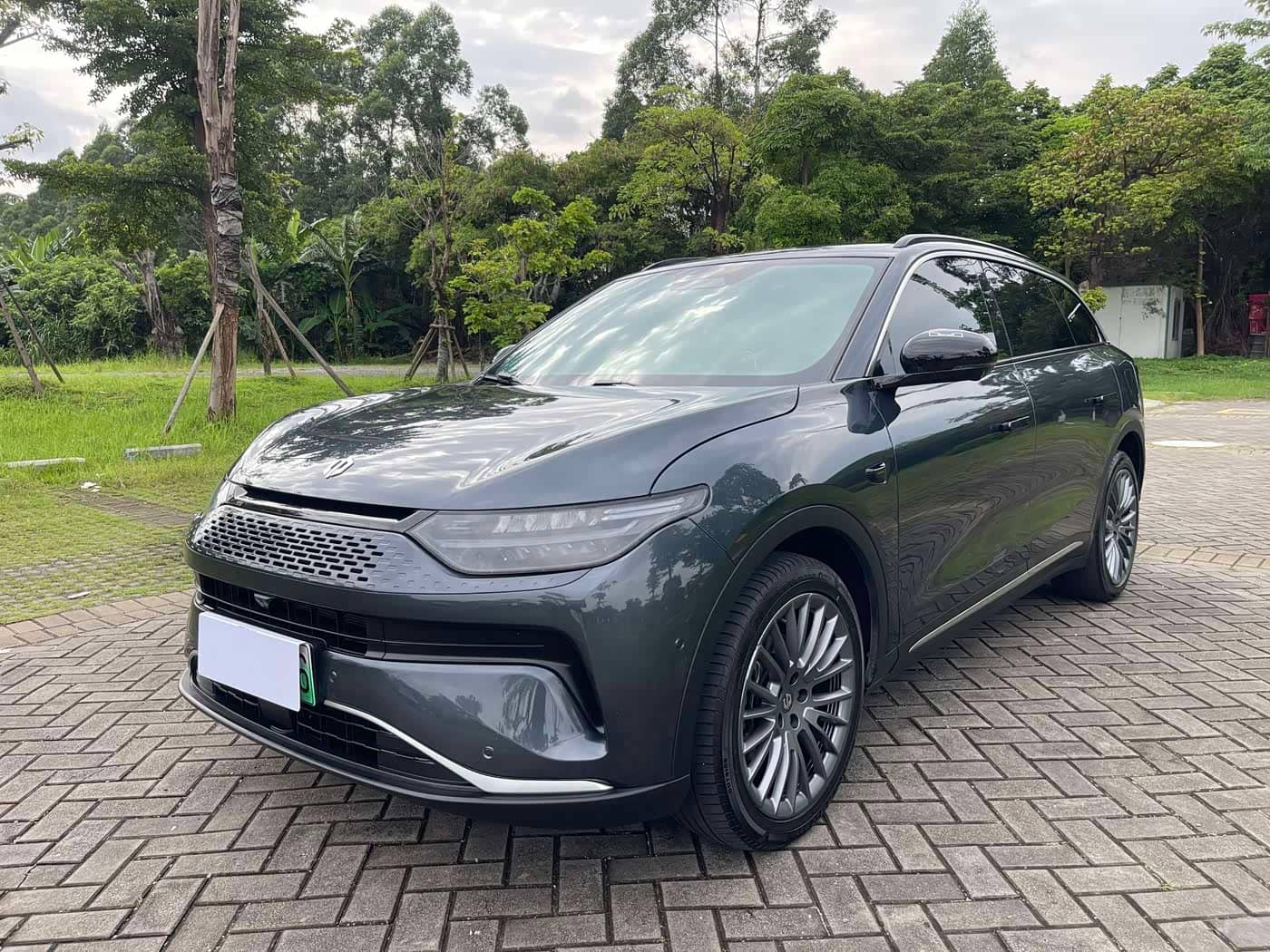 Leapmotor C11