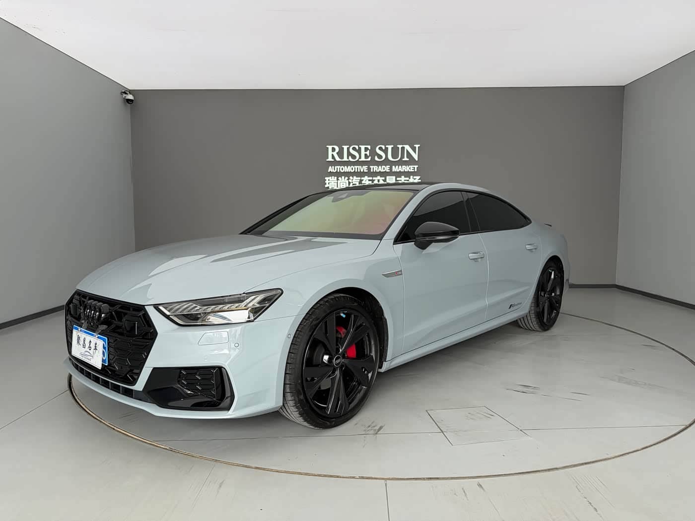 Audi A7L