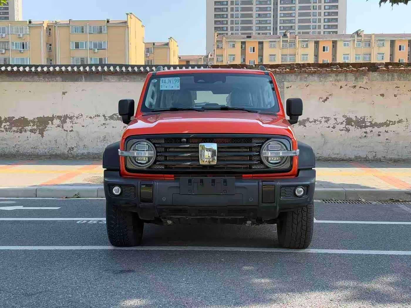 Tank 300