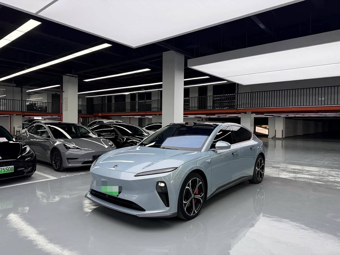 NIO ET5