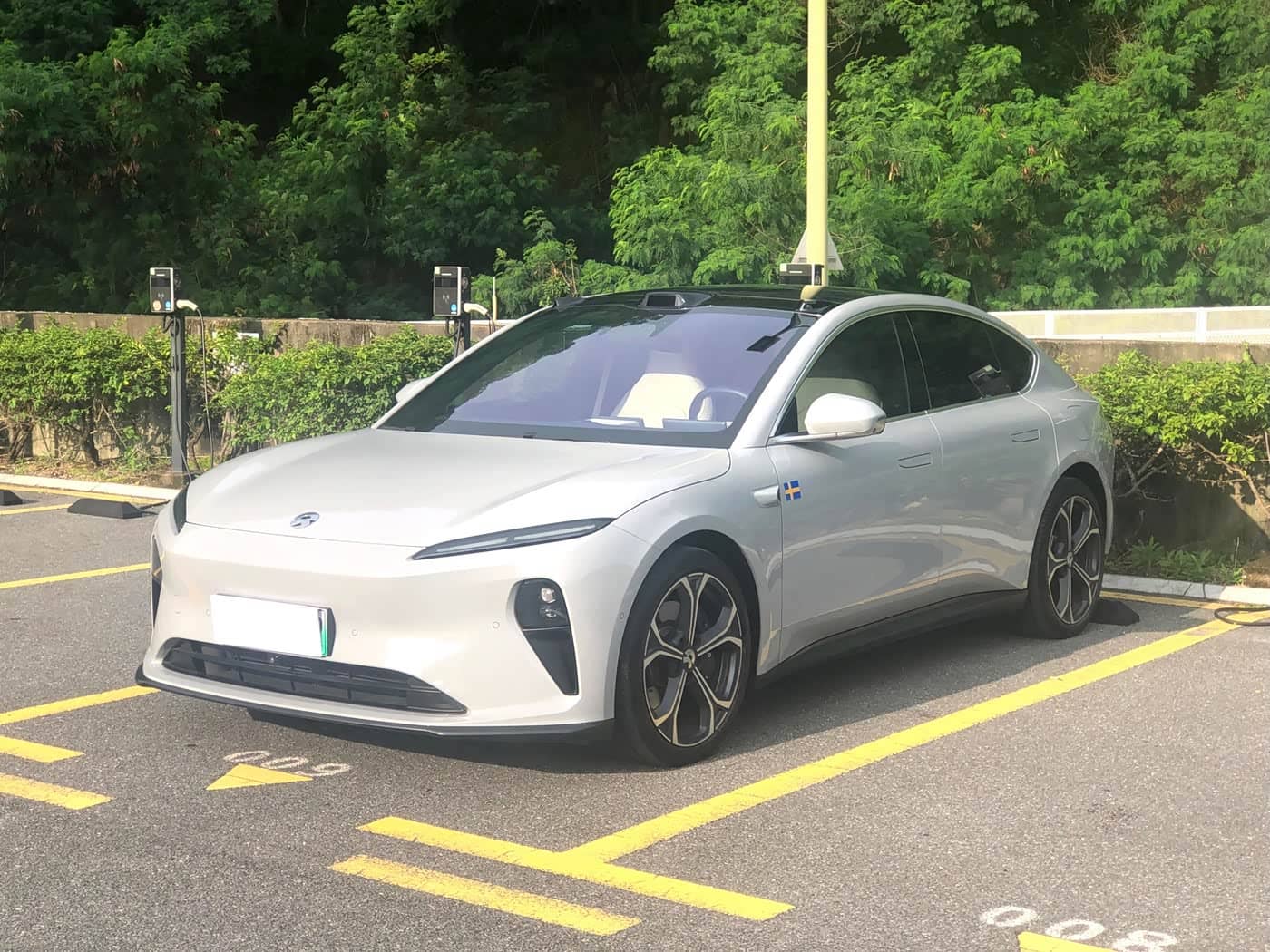 NIO ET5