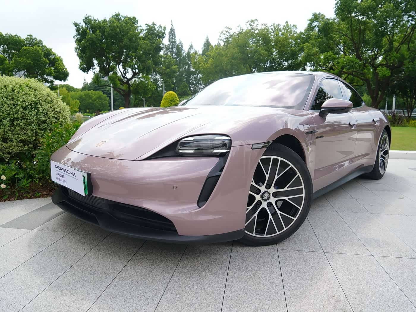 Porsche Taycan