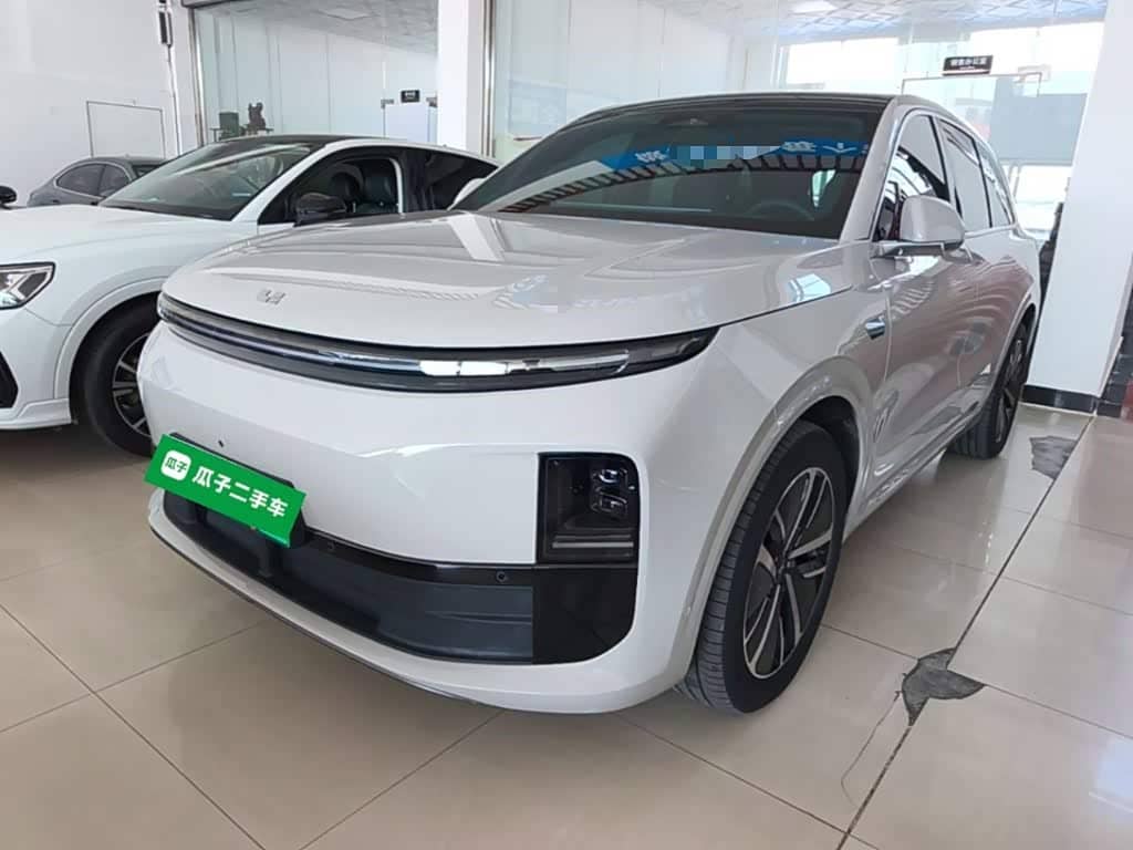 Li Auto L6