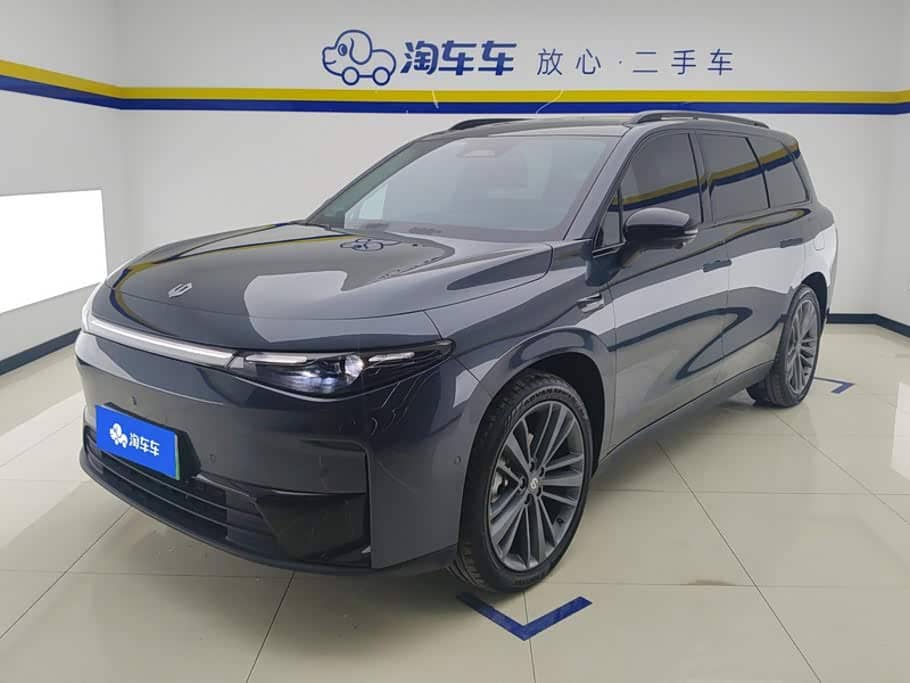 Leapmotor C16