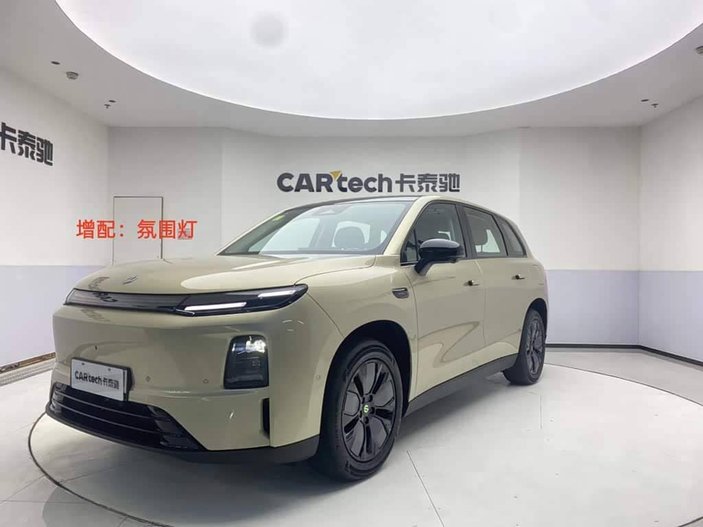 Leapmotor C10