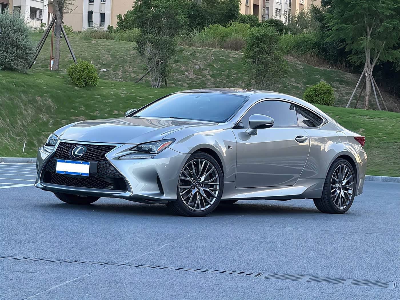Lexus RC