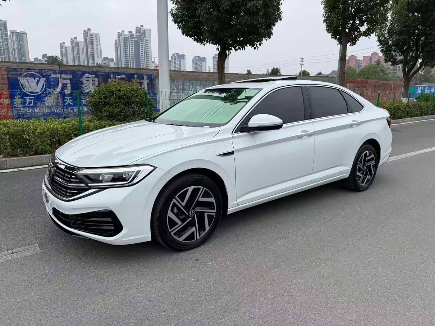 Volkswagen Sagitar
