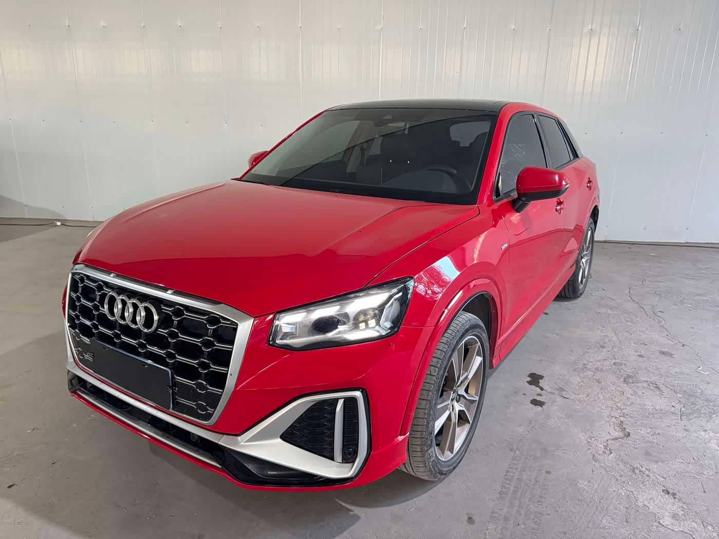 Audi Q2L