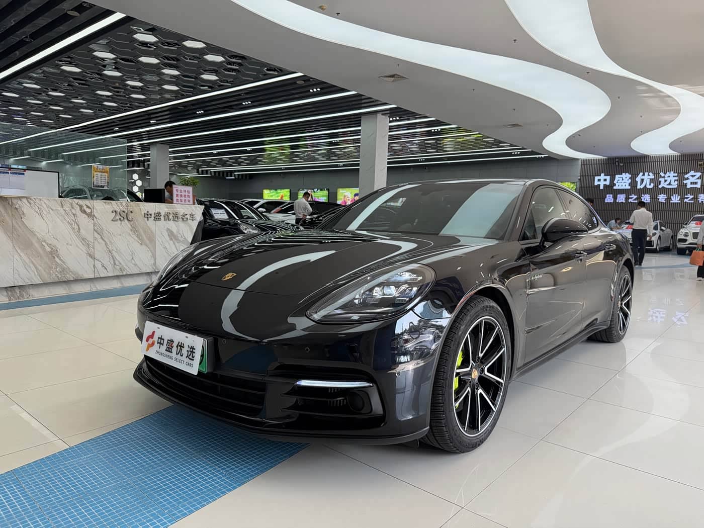Porsche Panamera New Energy