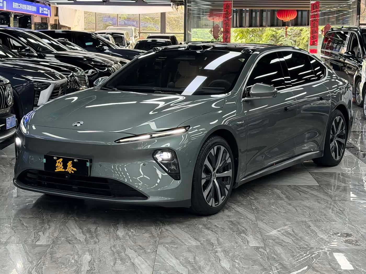 NIO ET7