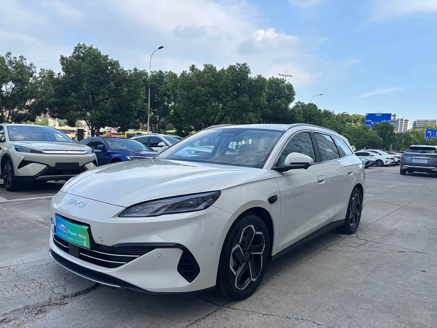 BYD Seal 06 DM-i Touring