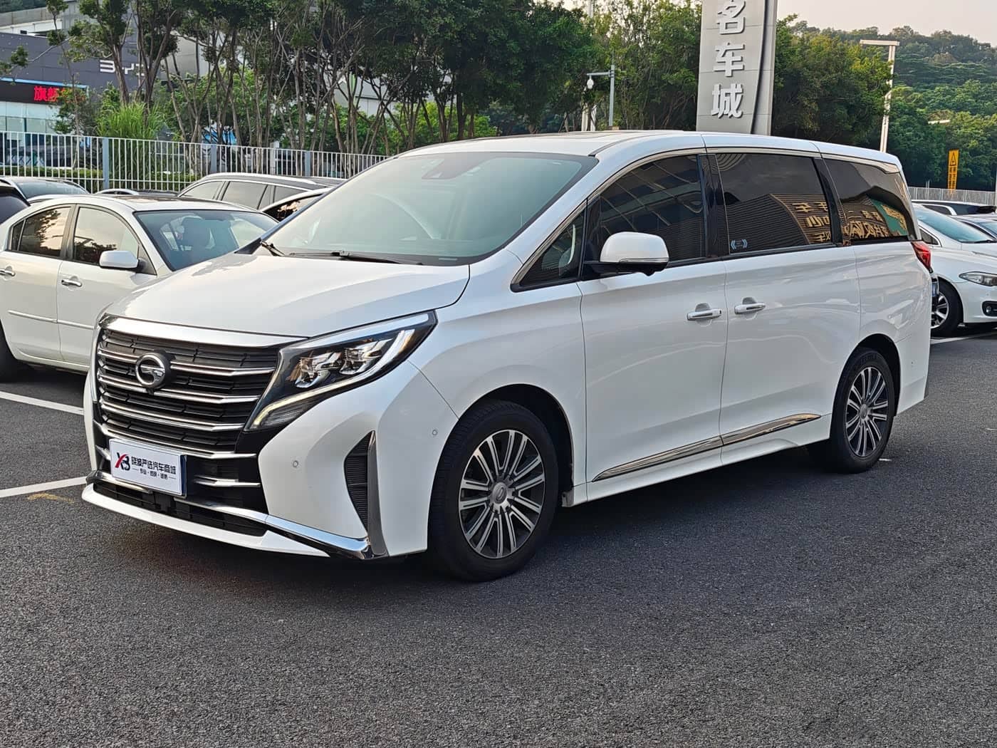 GAC Trumpchi Trumpchi M8