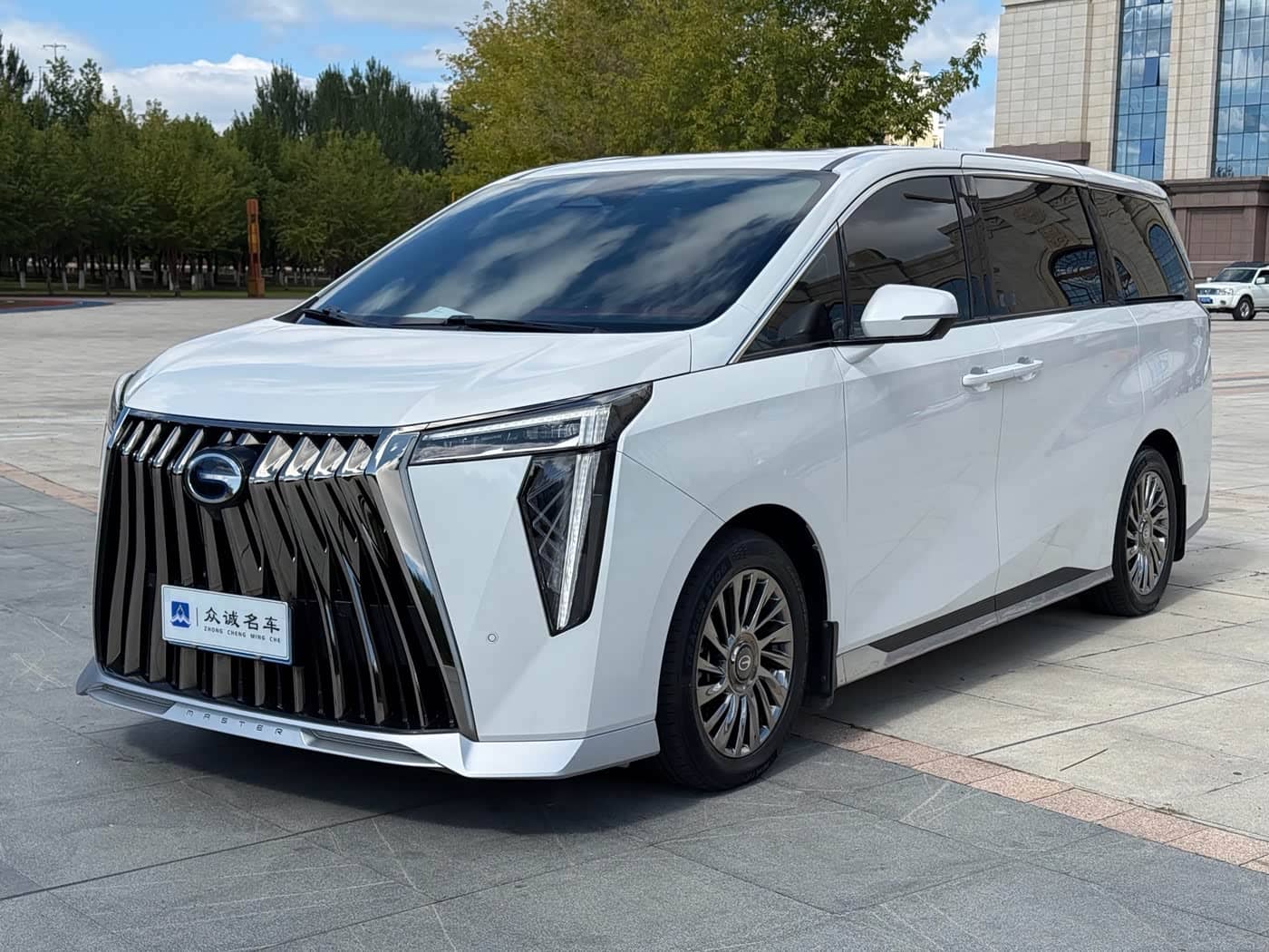 GAC Trumpchi Trumpchi M8