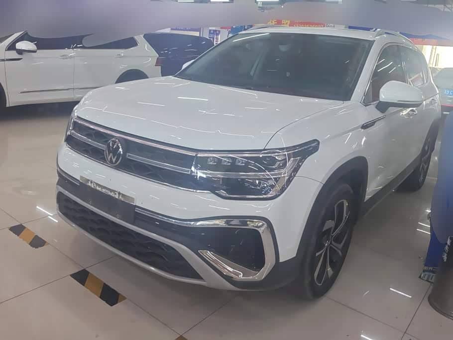 Volkswagen Tharu