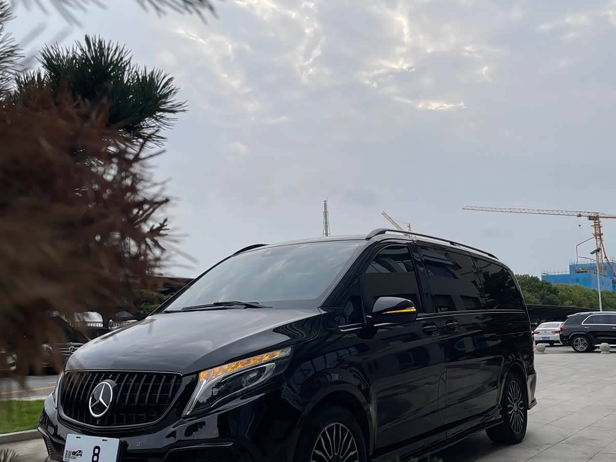 Mercedes-Benz V-Class