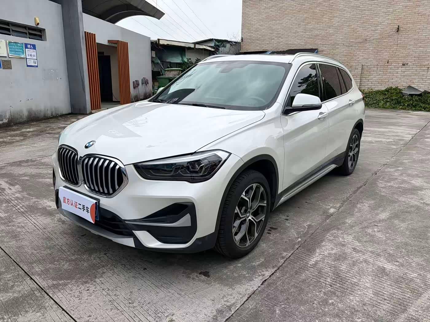 BMW X1