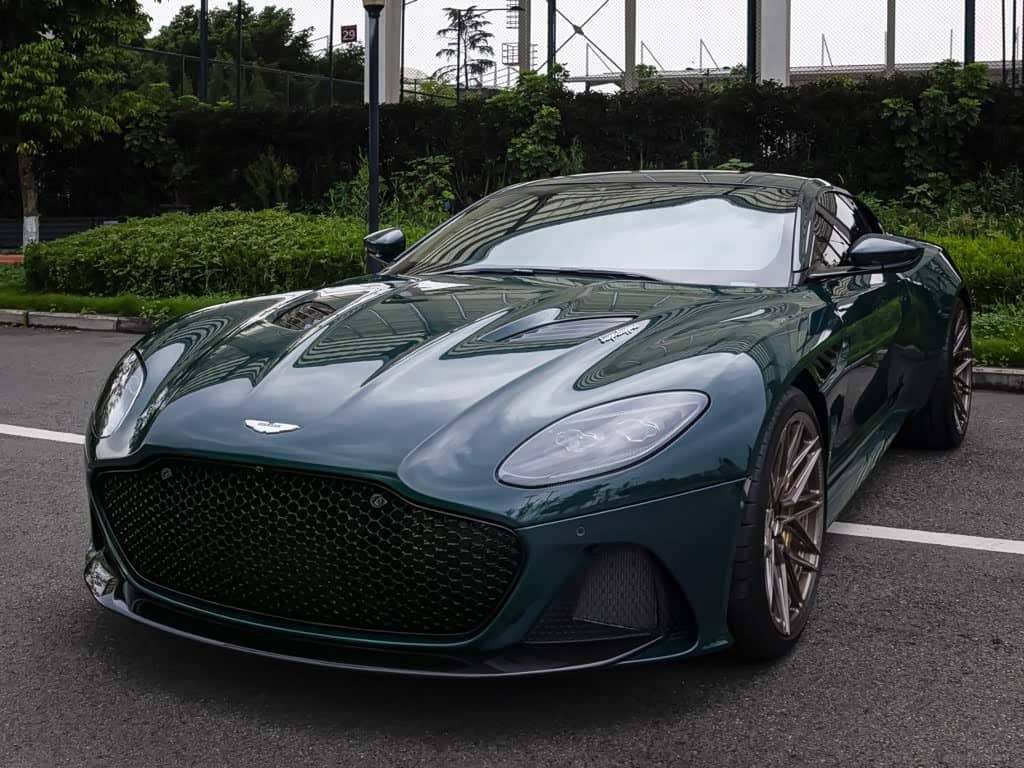 Aston Martin DBS
