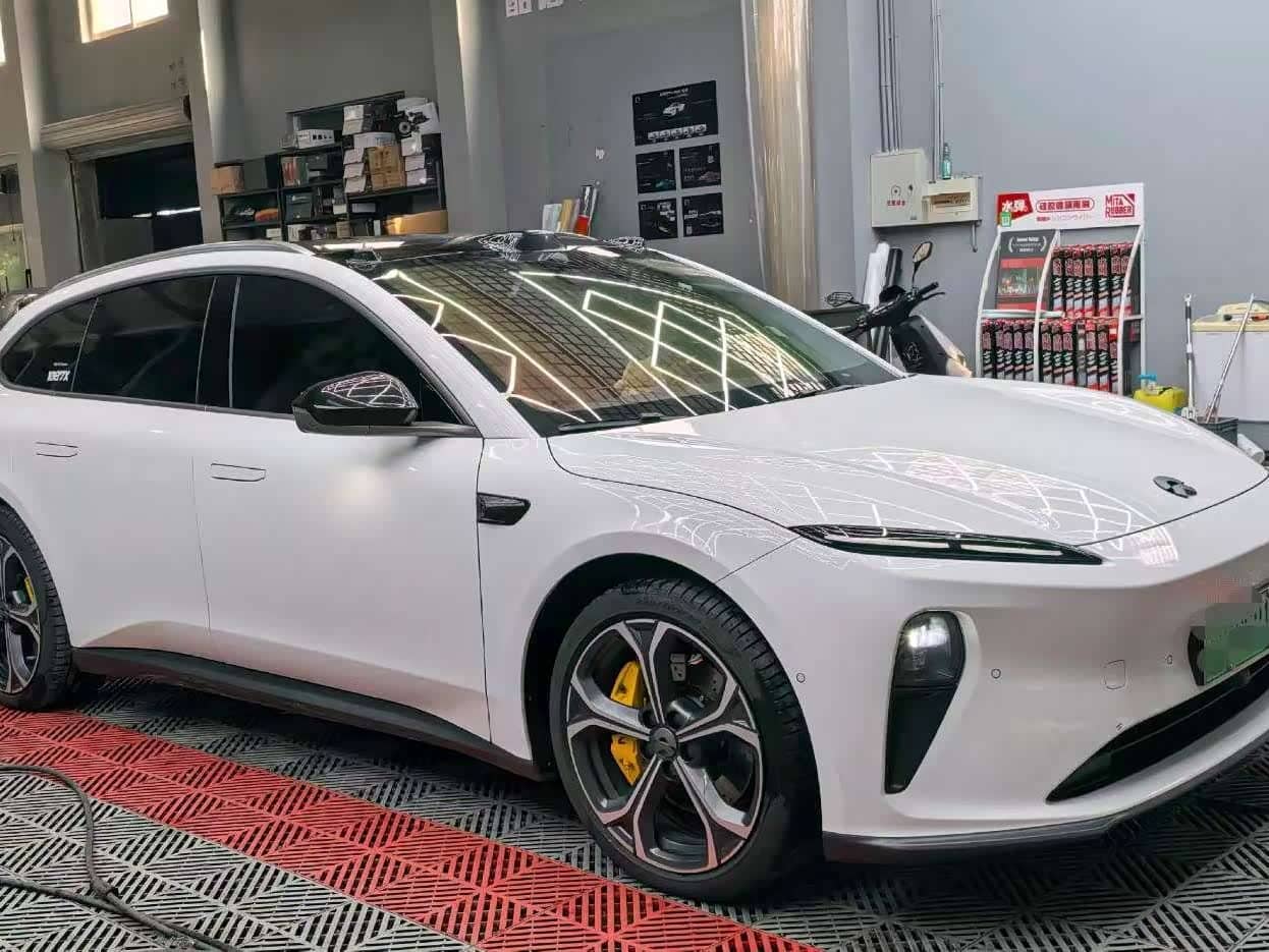 NIO ET5T