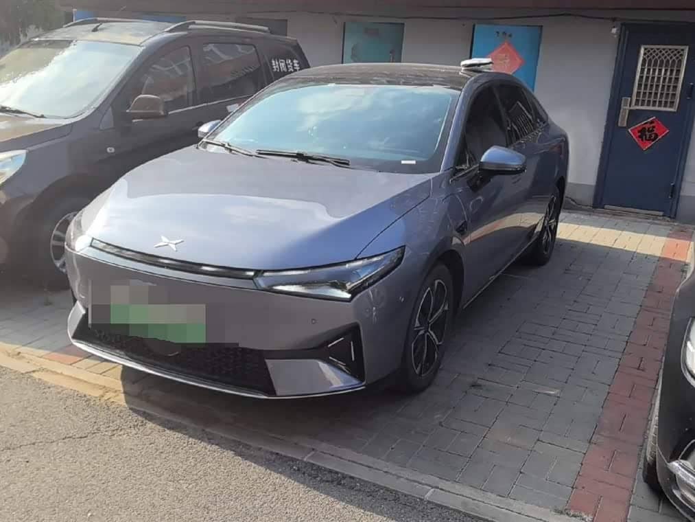 XPeng P5