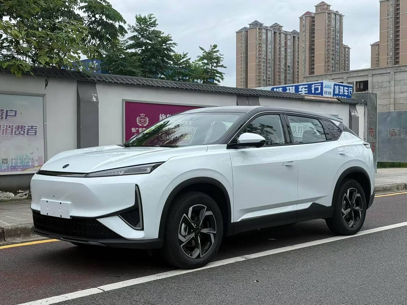 Dongfeng Aeolus Dongfeng Fengshen L7