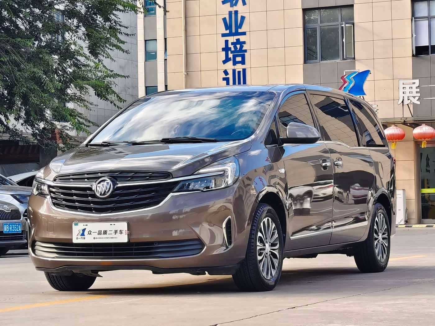 Buick GL8