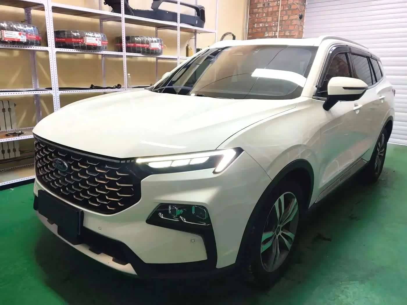 Ford Lingrui