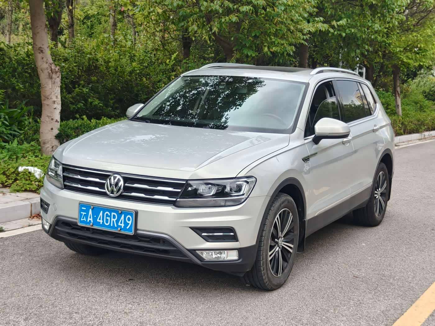 Volkswagen Tiguan L