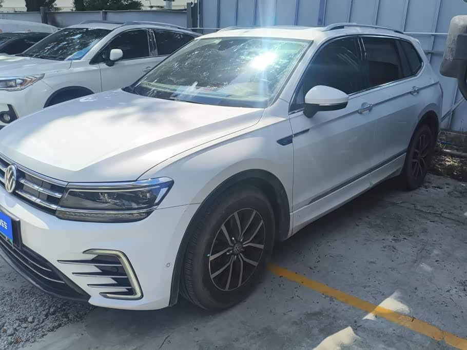 Volkswagen Tiguan L PHEV