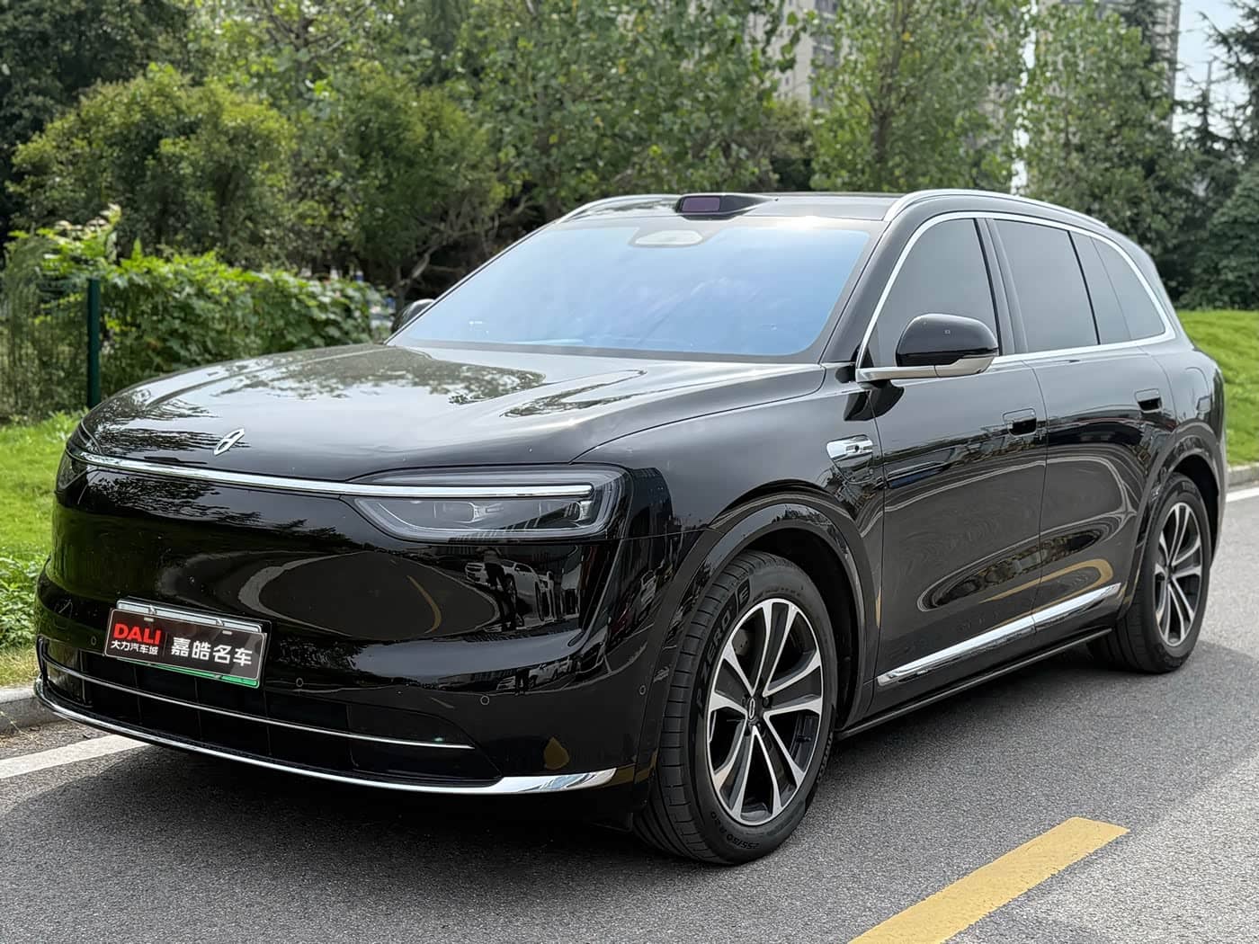 AITO Wenjie AITO M7